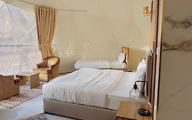 Rum Four Mountain Luxury Camp