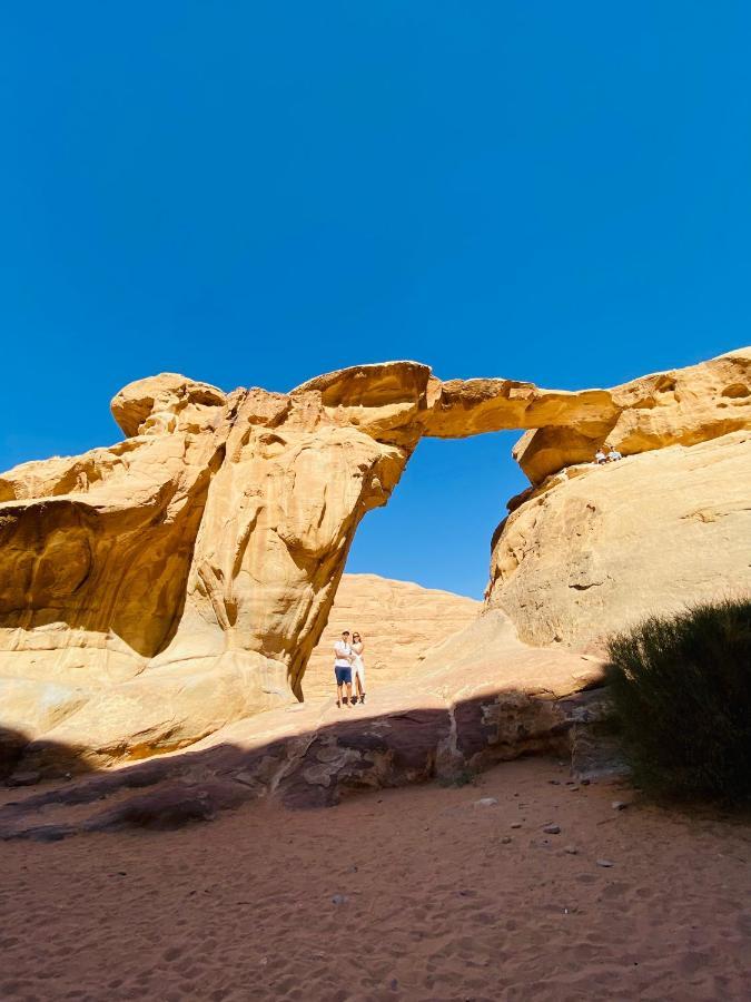 Rum Four Mountain Luxury Camp Wadi Rum Extérieur photo