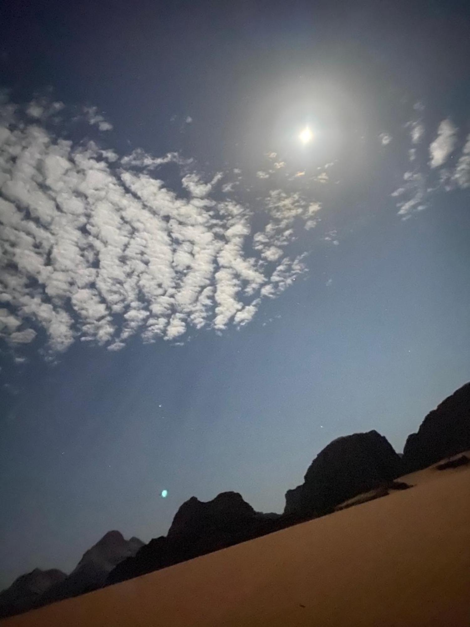 Rum Four Mountain Luxury Camp Wadi Rum Extérieur photo