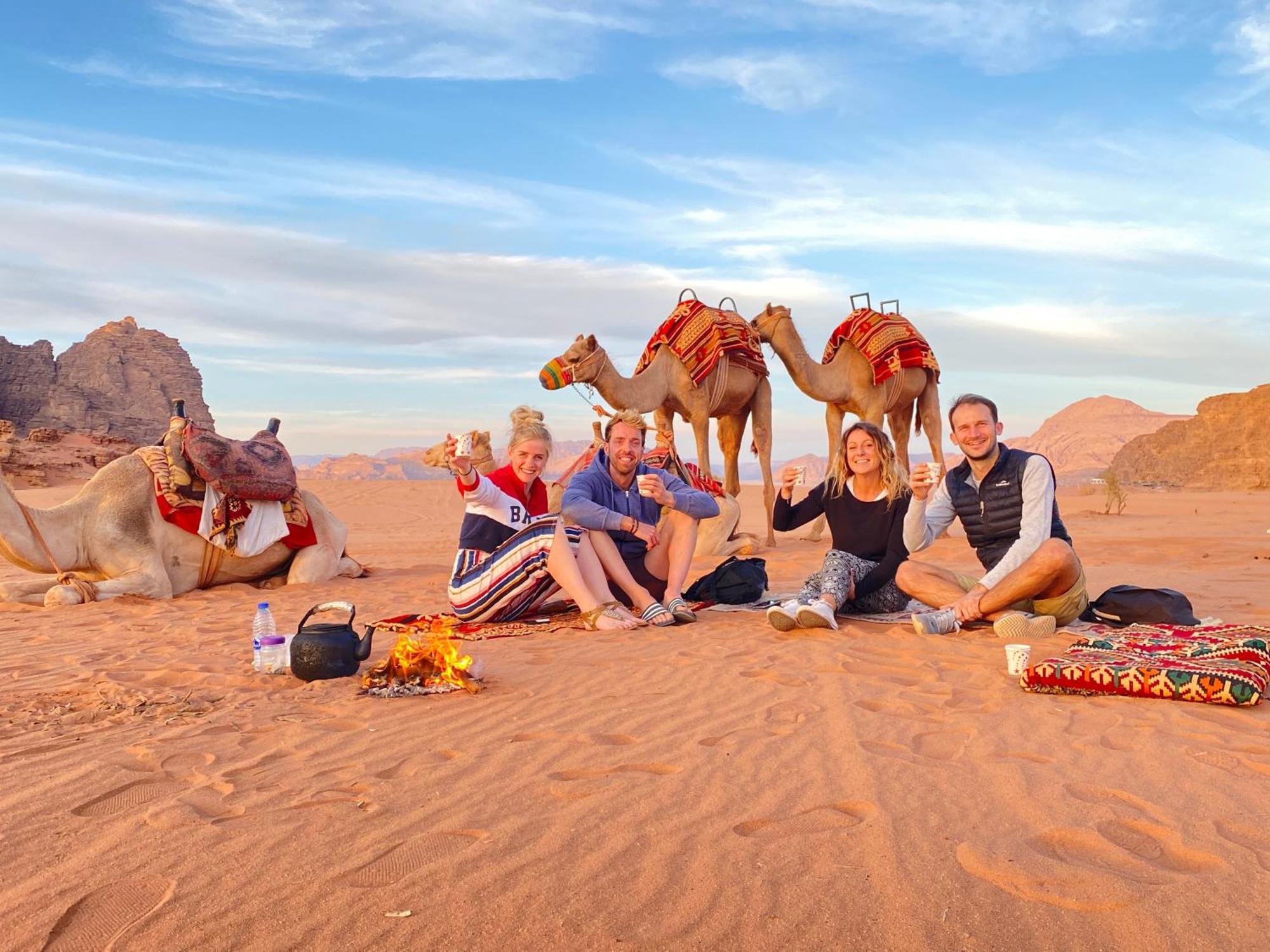 Rum Four Mountain Luxury Camp Wadi Rum Extérieur photo