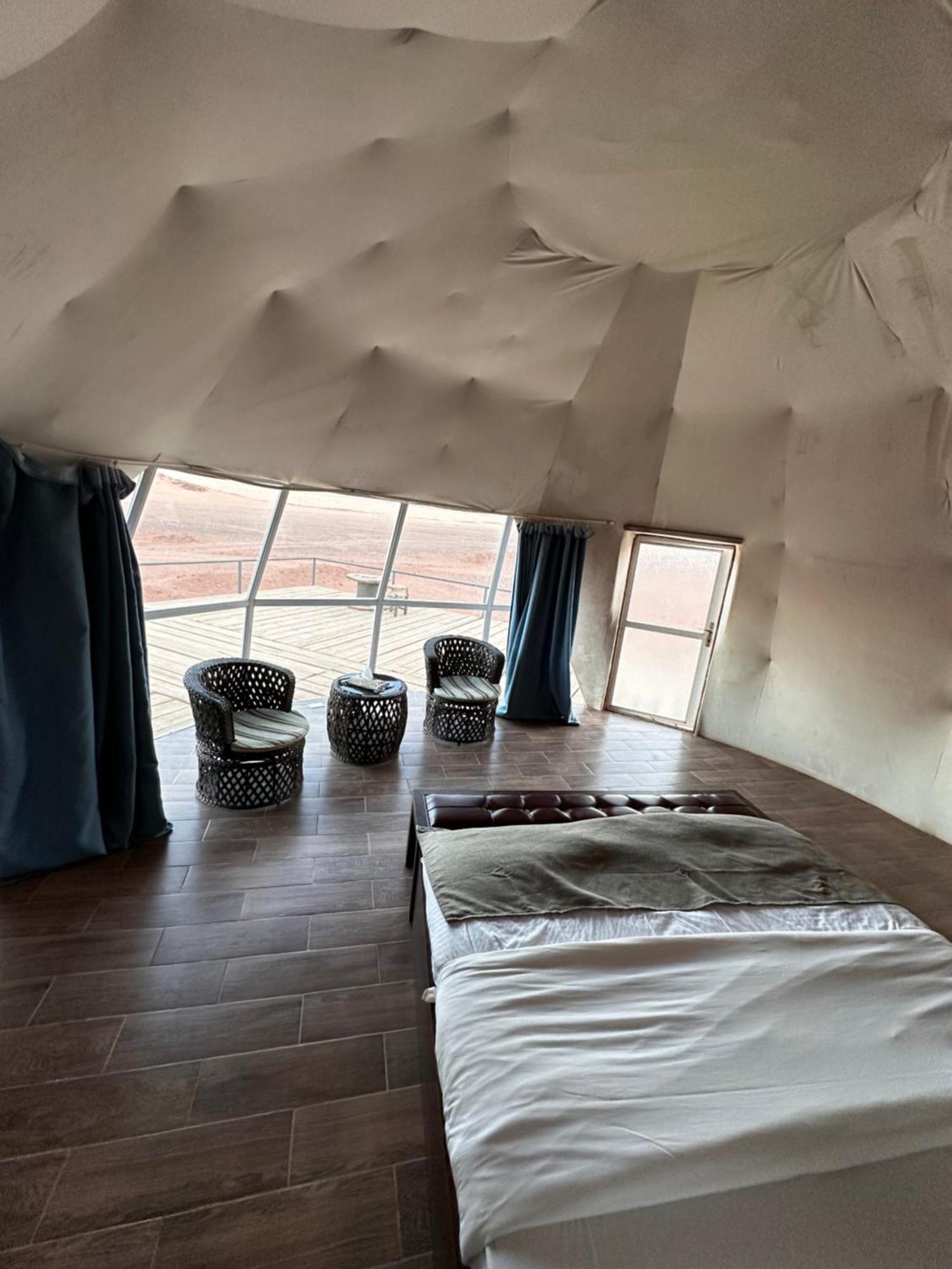 Rum Four Mountain Luxury Camp Wadi Rum Extérieur photo