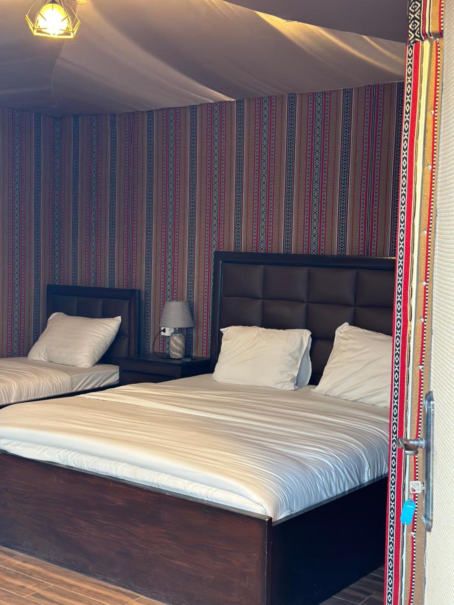 Rum Four Mountain Luxury Camp Wadi Rum Extérieur photo
